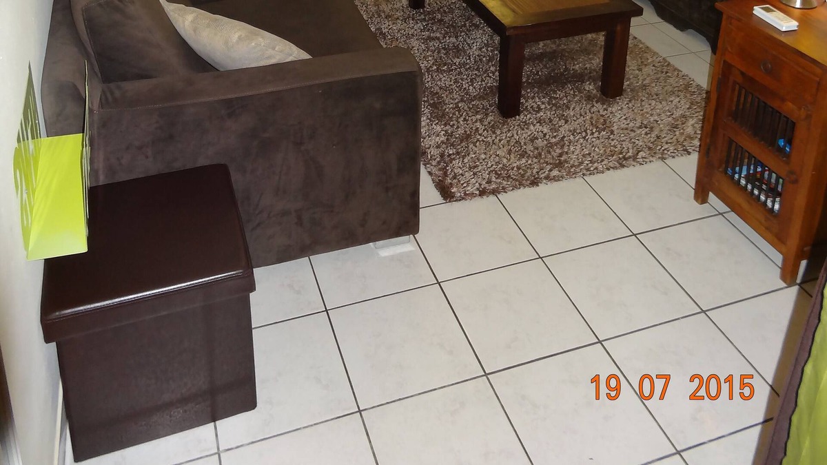 Noumea Apartment | Apartment F2, on the ground floor.