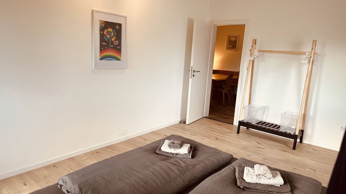 Salzweg Apartment | Apartment 'Felix Living 8' with Balcony and Wi-Fi