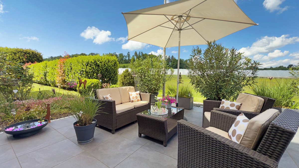 Waggershausen Apartment | Apartment 'Ferienwohnung Hertkorn' with Private Terrace, Private Garden and Wi-Fi