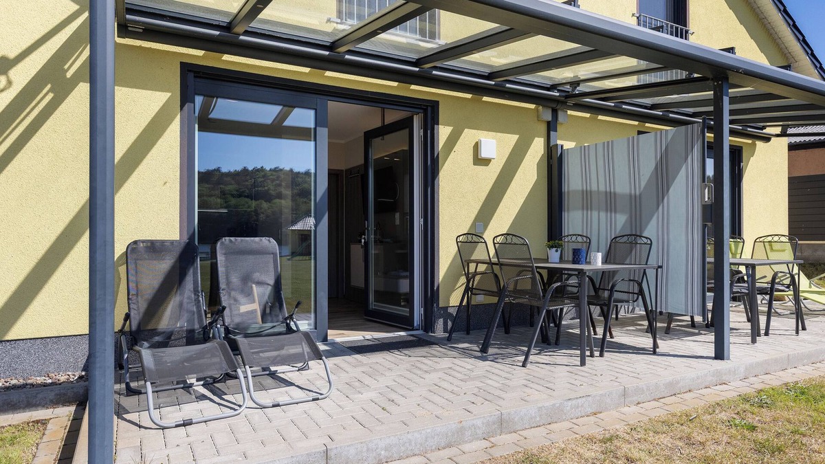 Joachimsthal Apartment | Apartment 'Ferienwohnung 2' with Shared Garden and Wi-Fi