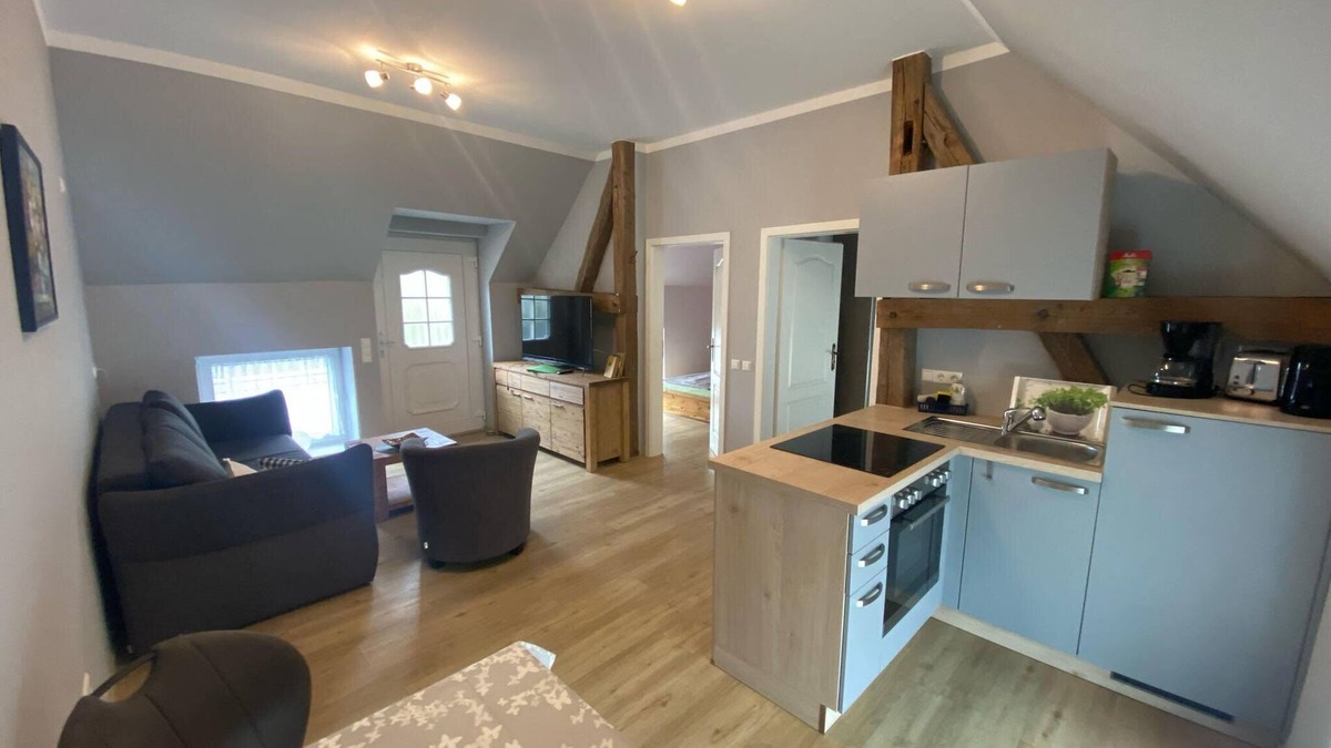 Parsteinsee Apartment | Apartment 'Ferienwohnung 3' with Shared Terrace and Wi-Fi