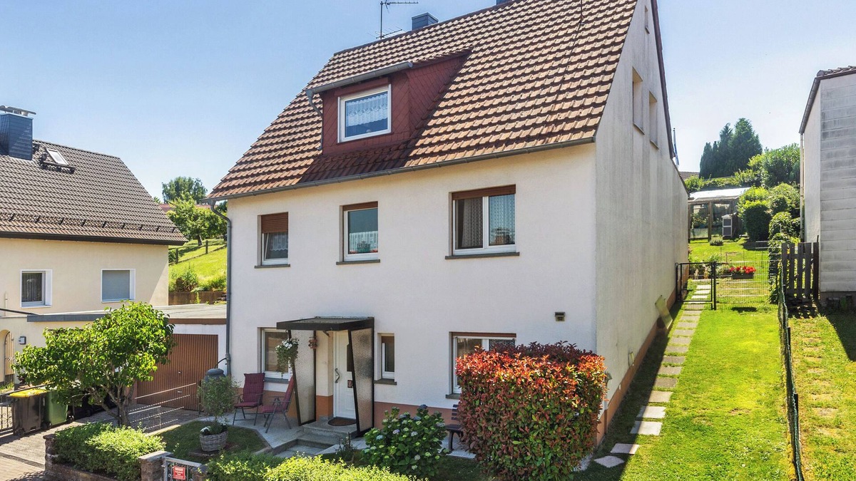 Merkenfritz Apartment | Apartment 'Ferienwohnung' with Private Garden and Wi-Fi