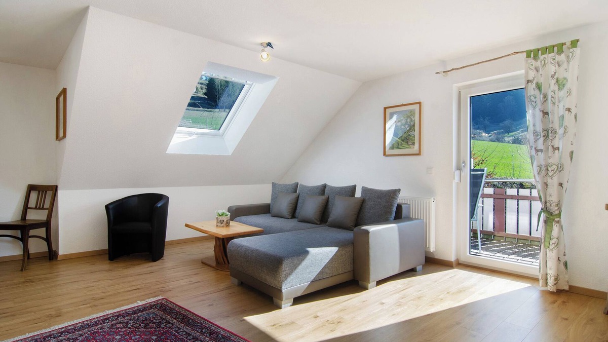 Gemarkung Oberdigisheim Apartment | Apartment 'Ferienwohnung Felix' with Balcony and Wi-Fi