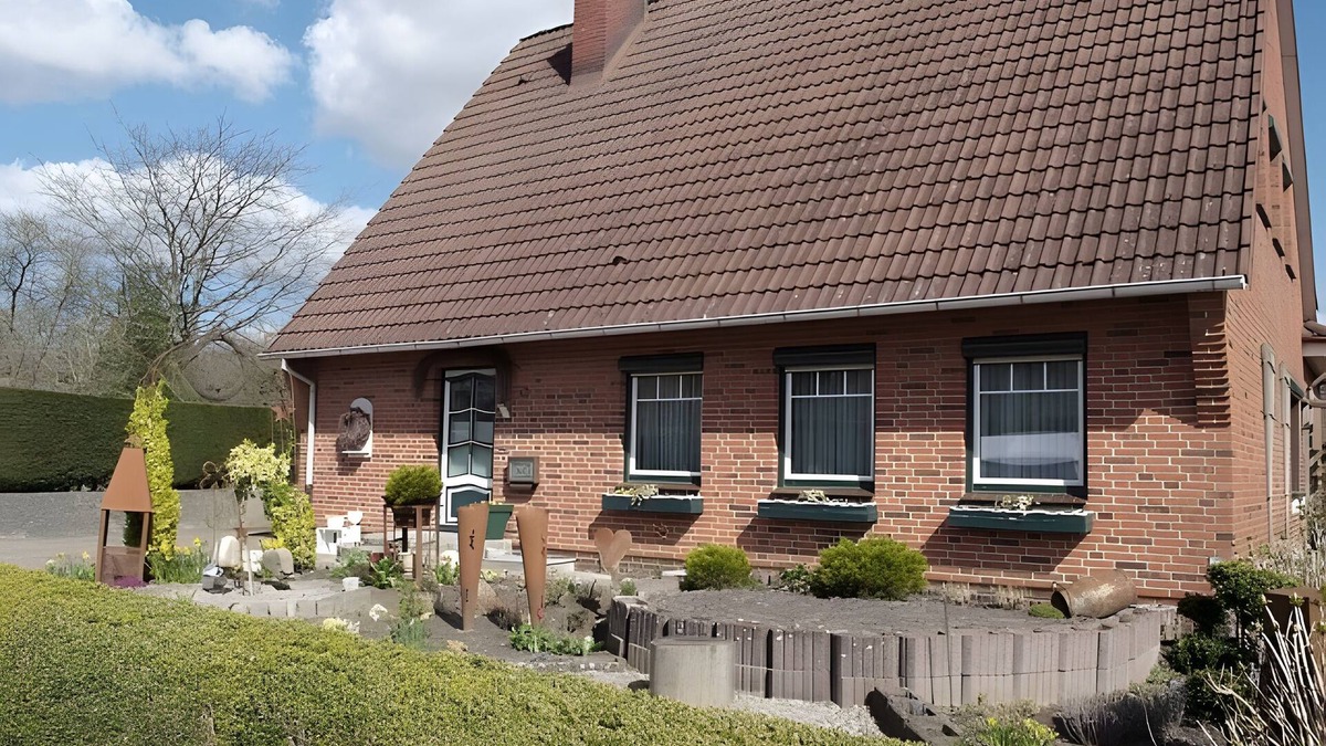 Schafstedt Apartment | Apartment 'Ferienwohnung Weise' with Shared Garden and Wi-Fi
