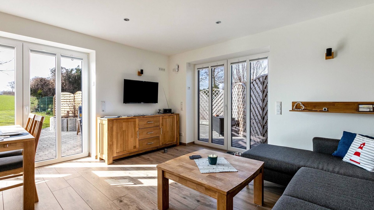 Westerholz Apartment | Apartment 'Ferienwohnung Auszeit' near to the sea, Private Terrace and Wi-Fi