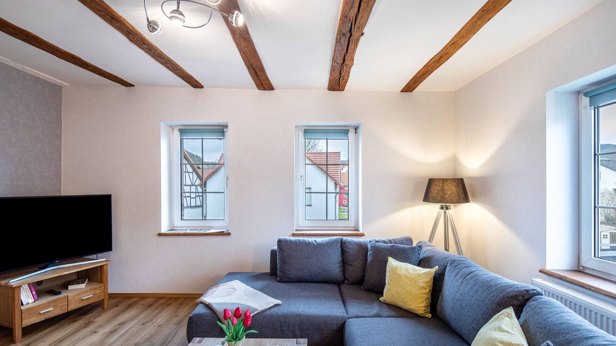 Rotenburg an der Fulda Apartment | Apartment 'Ferienwohnung Haseltal' with Shared Garden, Balcony and Wi-Fi