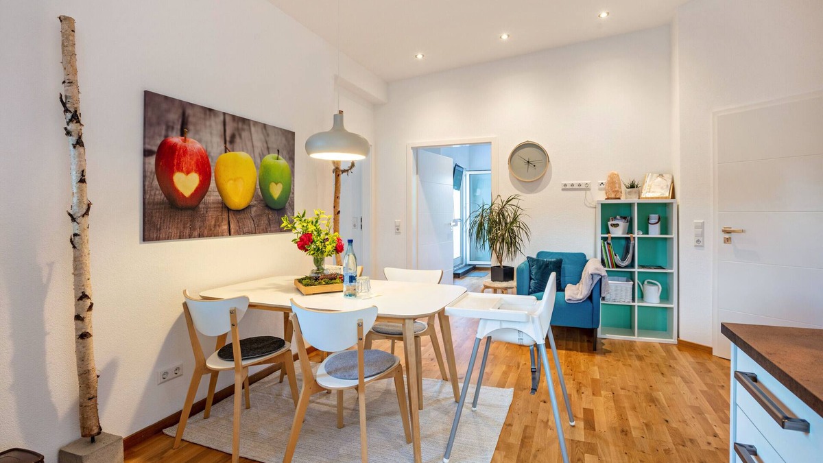 Weilheim Apartment | Apartment 'Ferienwohnung Happy' with Balcony and Wi-Fi