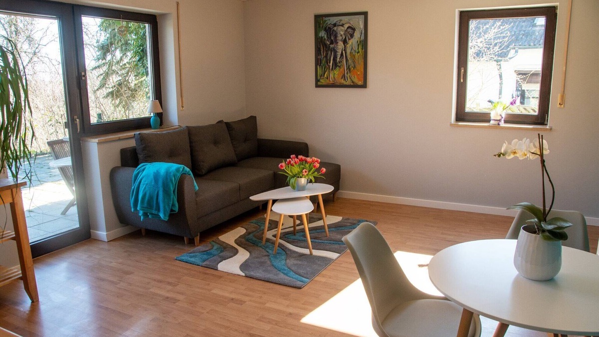 Eltmann Apartment | Apartment 'Ferienwohnung Maintalblick' with Private Terrace, Private Garden and Wi-Fi