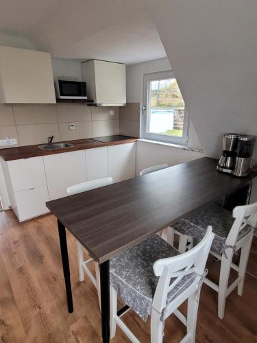 Heuchelhof Apartment | Apartment Ferienwohnung Steigwaldweg