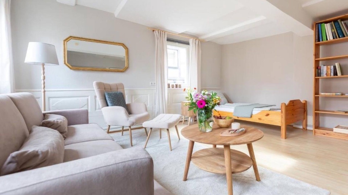 Schlitz Apartment | Apartment 'Fewo Am Marktplatz In Schlitz' with Shared Terrace and Wi-Fi