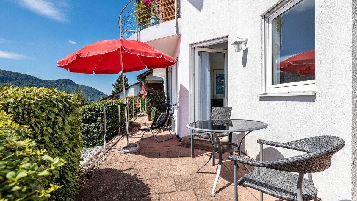 Bad Urach Apartment | Apartment 'Fewo1' with Mountain View, Private Terrace and Wi-Fi