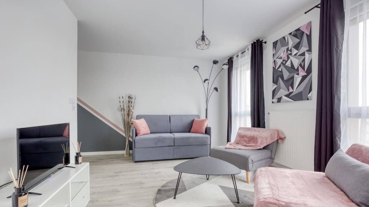 Thiais Apartment | Apartment for 2 people near Orly airport