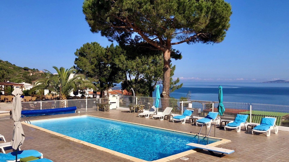 Calcatoggio Apartment | Apartment for 2 people in the heart of the Pevani estate