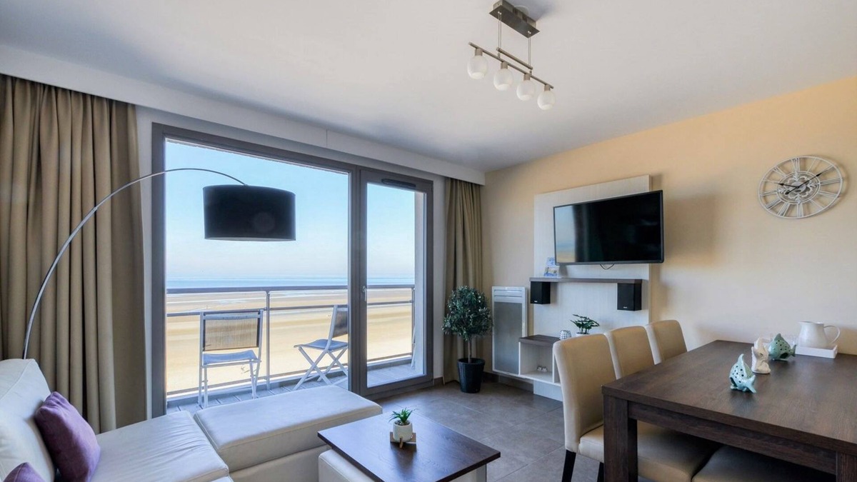 Bray-Dunes House | Apartment for 4 people with balcony with seaview