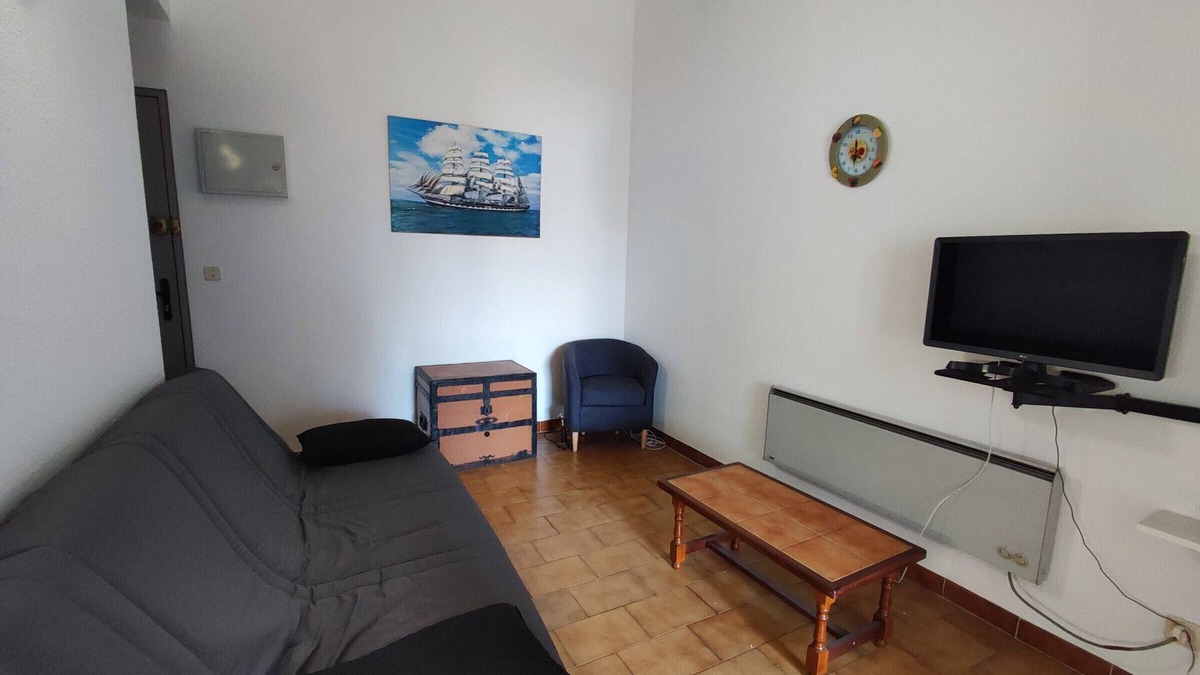 Argeles Plage Apartment | Apartment for 5 with Pool, Tennis, Parking - 500m from Beach