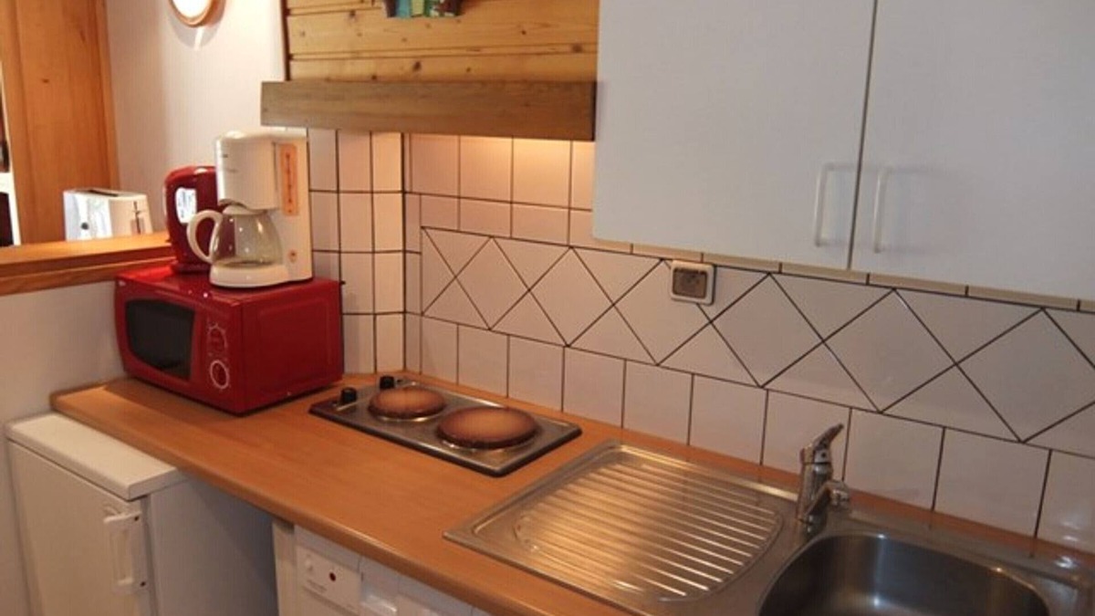 Bareges Apartment | Apartment for 6 people, parking, pets allowed