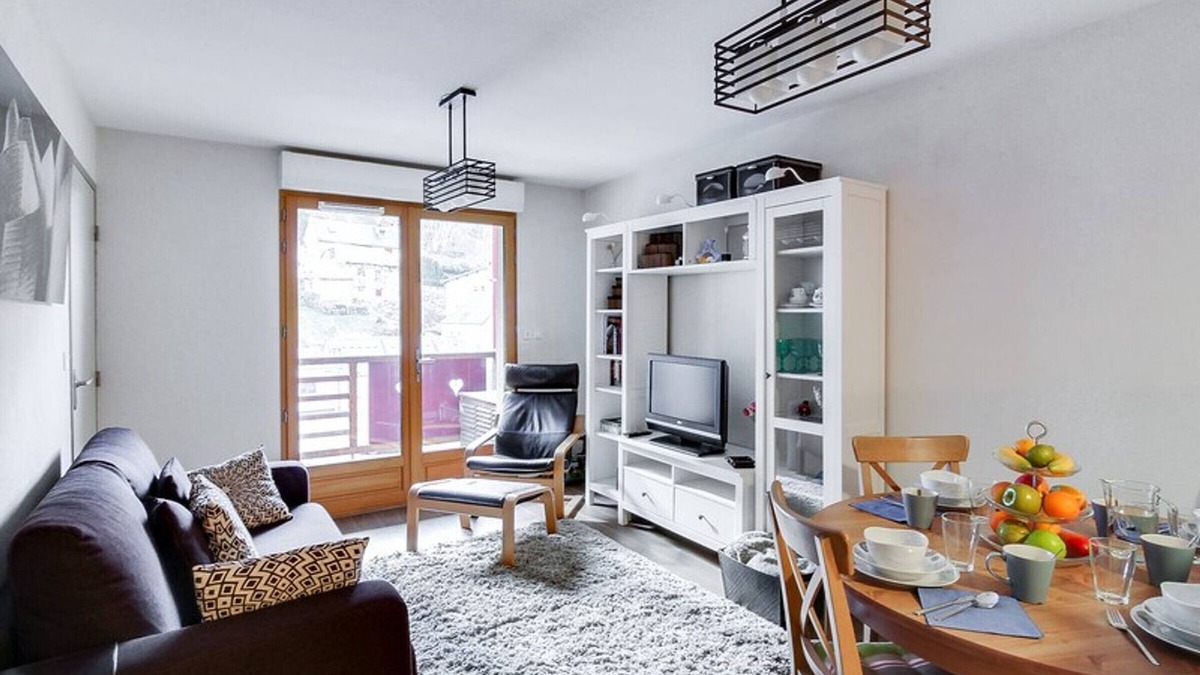 Sers Apartment | Apartment for 6 with parking and WiFi in Barèges