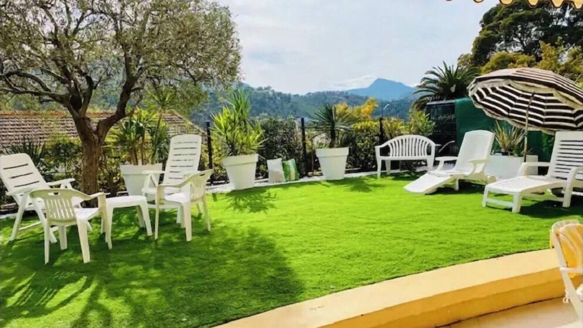 La Napoule Apartment | Apartment with large terrace and garden 300M from the beach