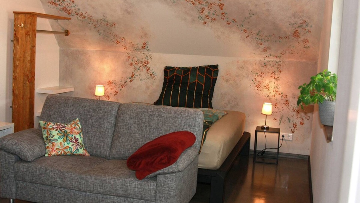Bisingen Apartment | Apartment 'Frederick' with Wi-Fi