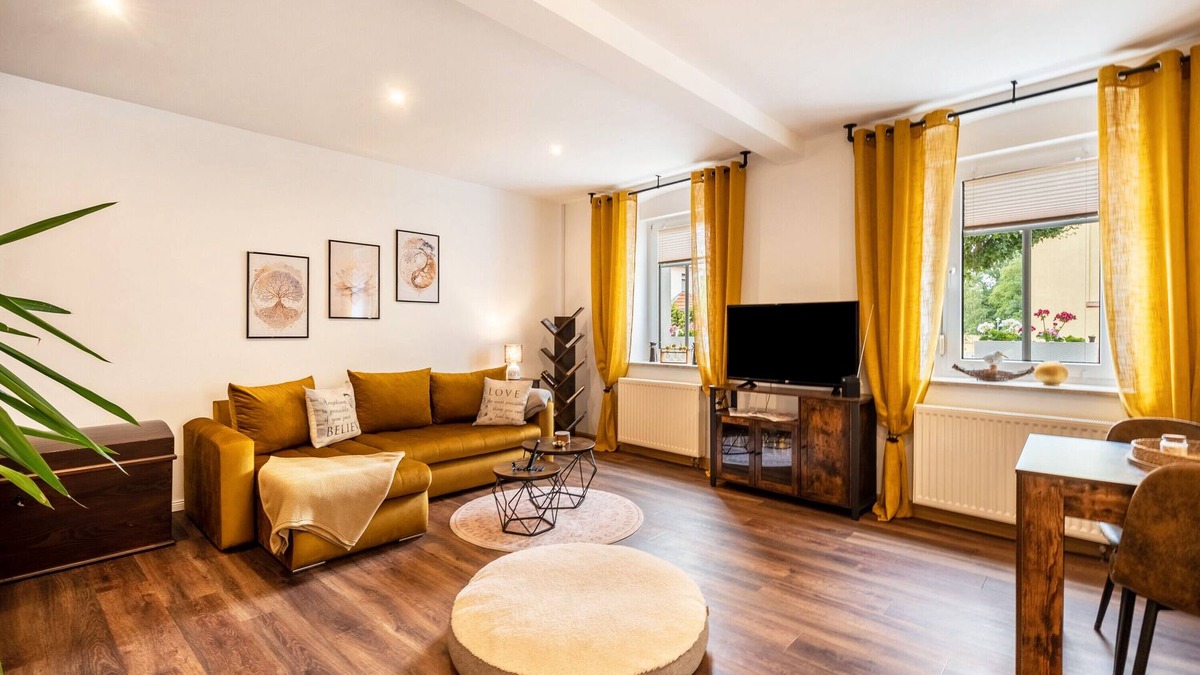 Regis-Breitingen Apartment | Apartment 'Gästewohnung Auszeit' with Private Garden and Wi-Fi