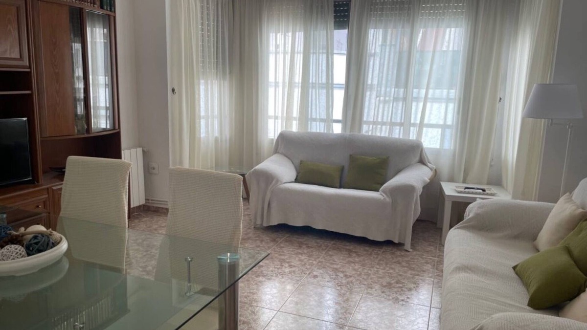 Les Cases d'Alcanar Apartment | Apartment 'Gloria 2' with Shared Terrace and Air Conditioning