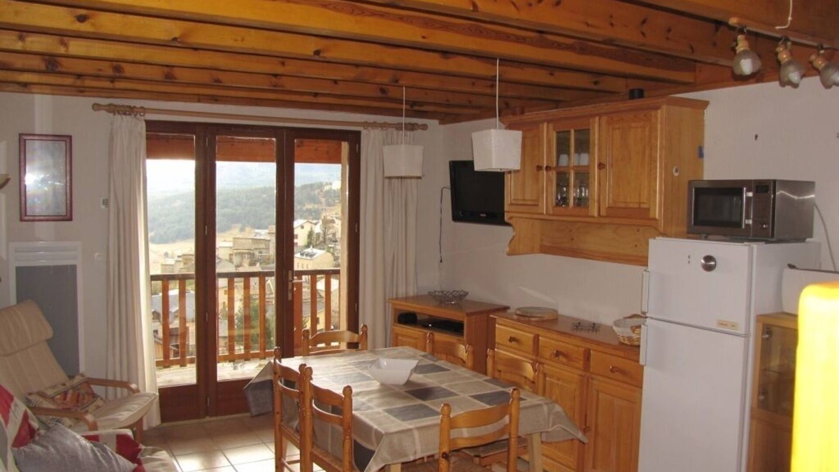 Les Angles Apartment | APARTMENT Gd DUPLEX 6 TO 8 PERS CENTER STATION SUPER VIEW LAKE/MOUNTAIN PARKING