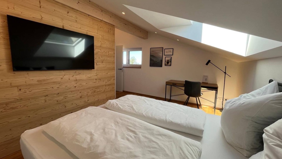 Friedach Apartment | Apartment 'Gemütliche' with Wi-Fi