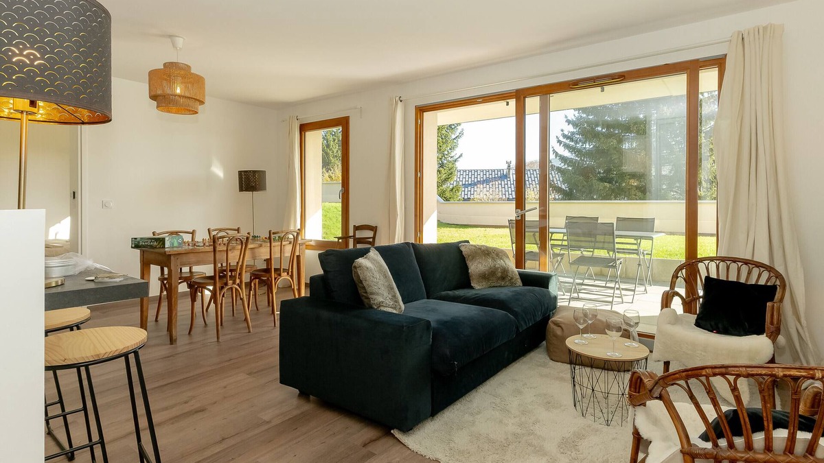 La Feclaz Apartment | Apartment 'Gentiane' with Mountain View, Private Terrace and Wi-Fi