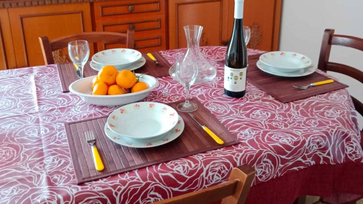 Domusnovas Apartment | Apartment 'Gife House' with Mountain View, Wi-Fi and Air Conditioning
