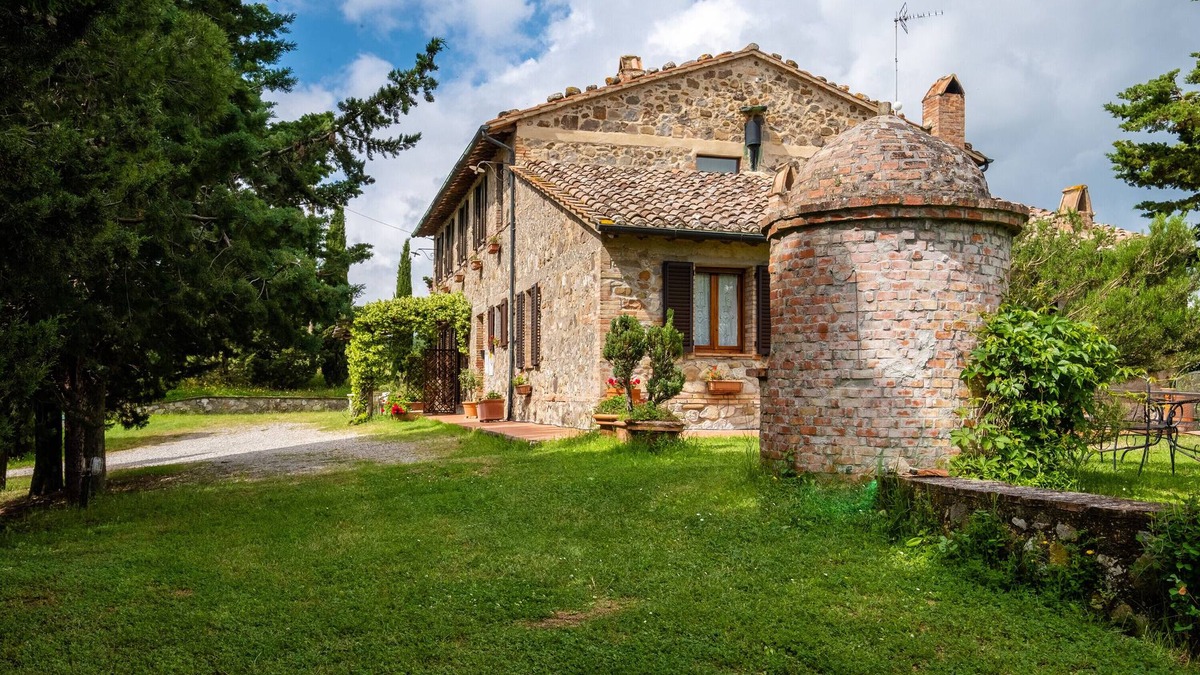 Gallina Apartment | Apartment "Glicine" with Shared Pool & Wi-Fi