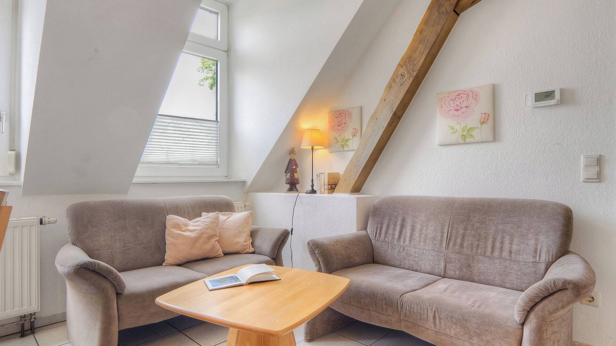 Wettringen Apartment | Apartment 'Göckes Haus Und Garten Rosengarten' with Private Terrace, Private Garden and Wi-Fi