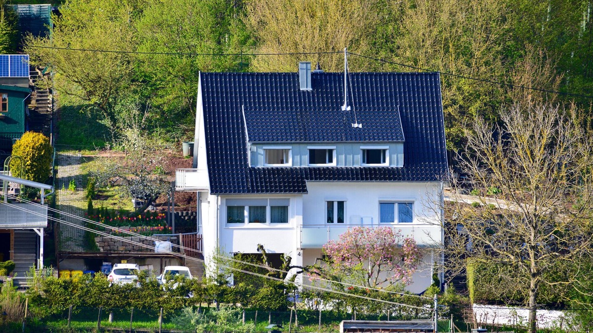 Murrhardt Apartment | Apartment 'Green Bambus' with Mountain View, Shared Terrace and Wi-Fi