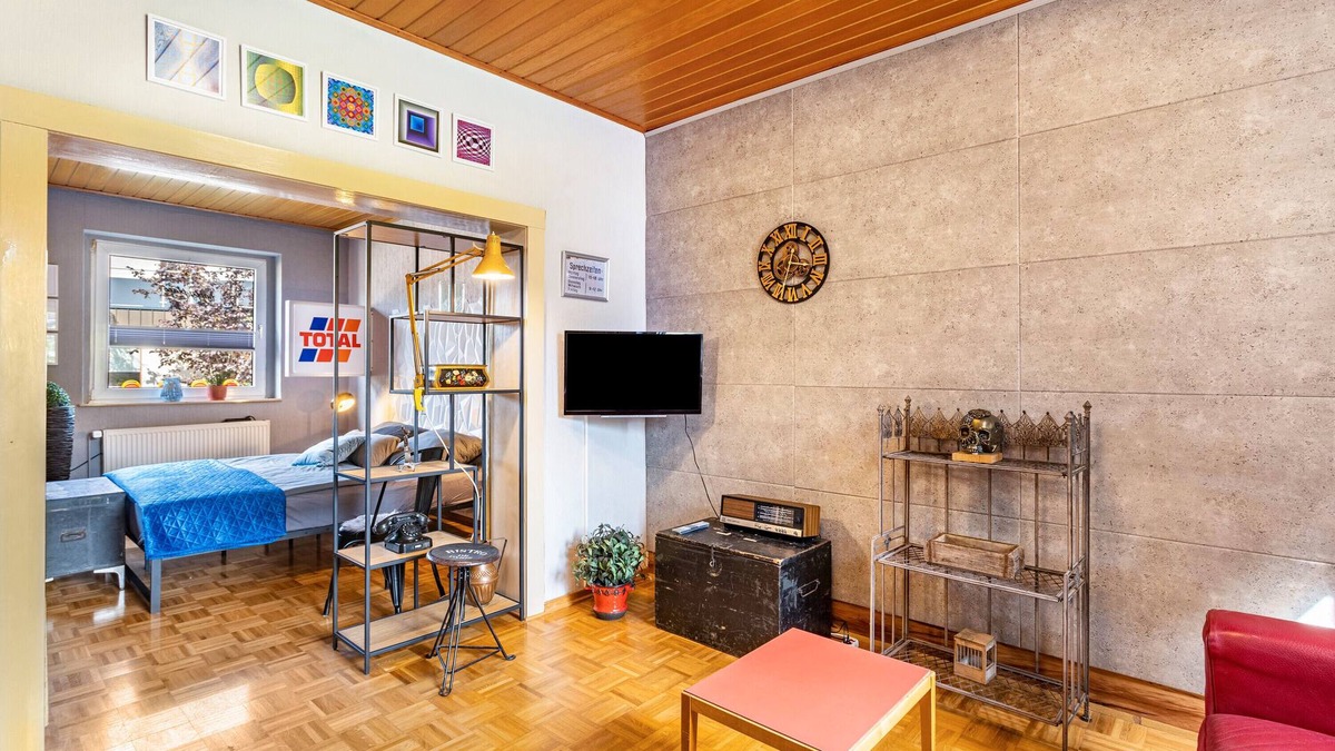 Korbach Apartment | Apartment 'Happy Place Indu Style' with Private Terrace, Private Garden and Wi-Fi