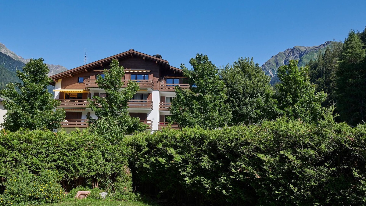 Klosters-Serneus Apartment | Apartment 'Haus Alpina' with Wi-Fi