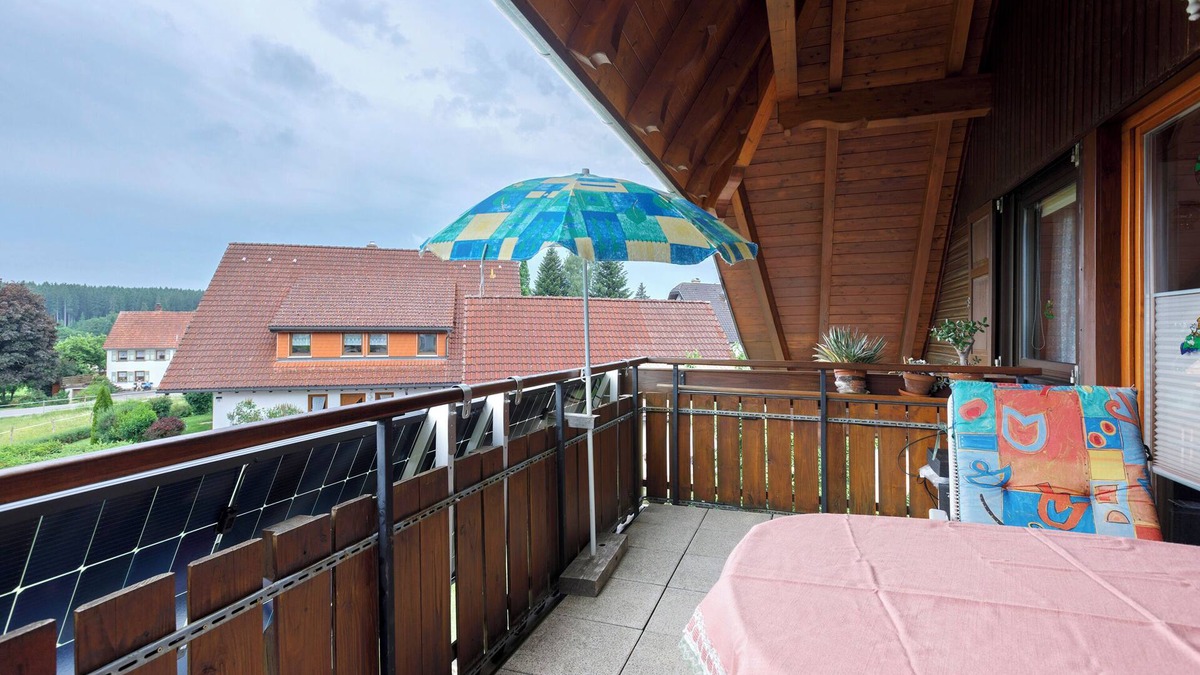 Hubertshofen Apartment | Apartment 'Haus Barbara' with Shared Garden, Balcony and Wi-Fi