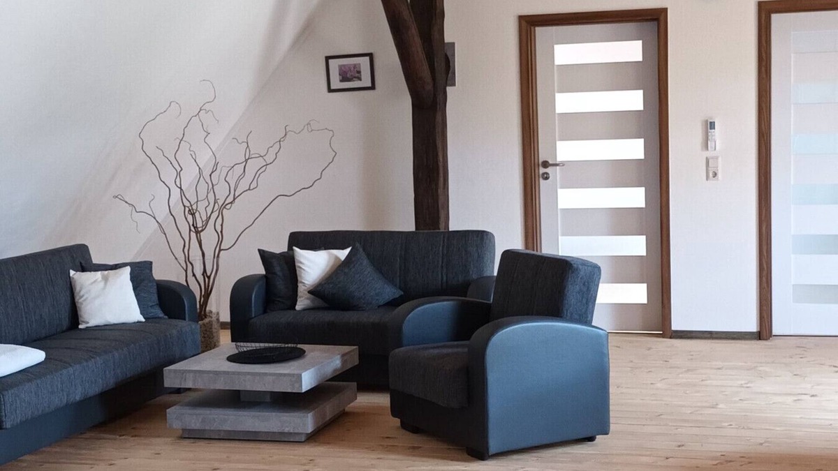 Mildenitz Apartment | Apartment 'Haus Beim Schloß' with Private Terrace, Wi-Fi and Air Conditioning