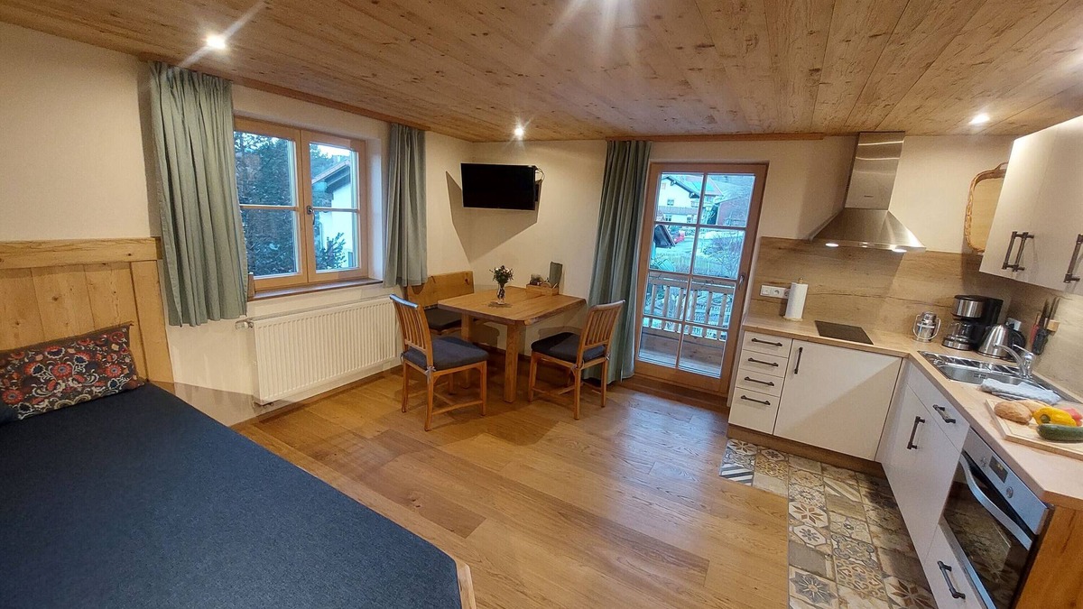 Wertach Apartment | Apartment 'Heimatgefühl' with Shared Terrace, Shared Garden and Wi-Fi