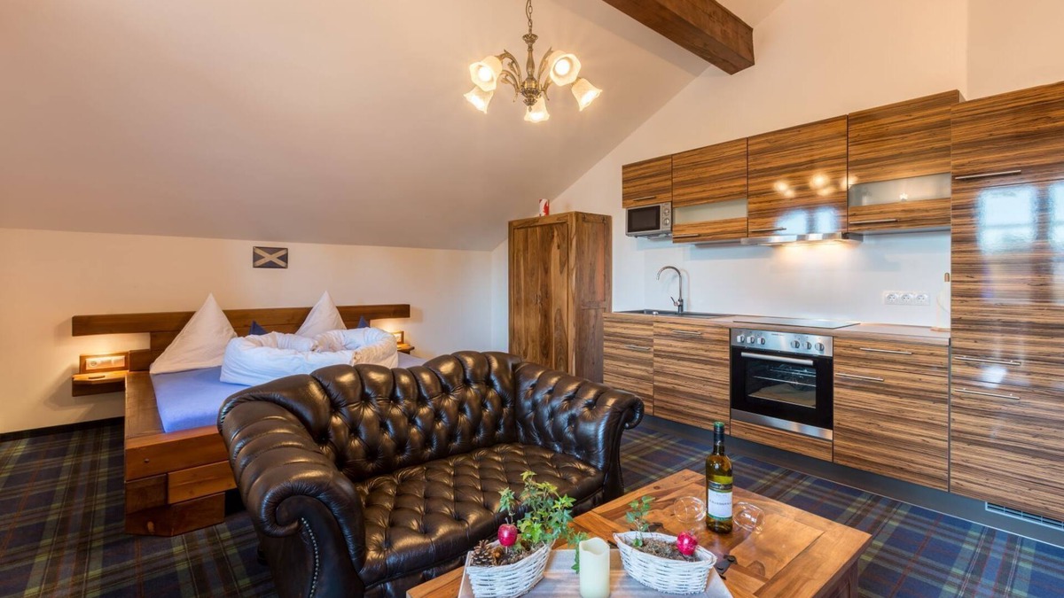 Hopfen am See Apartment | Apartment "Highlander Suite" in the Vitusfort house