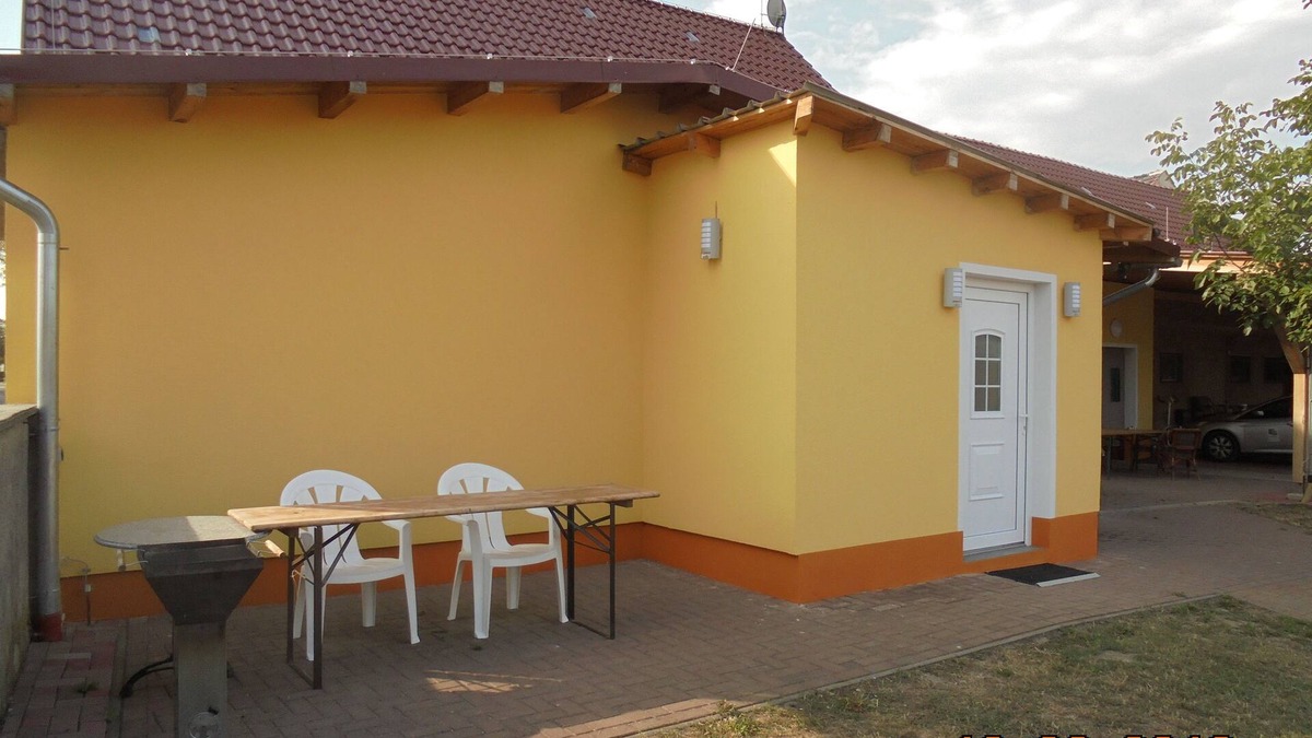 Falkenberg Apartment | Apartment Hildegard modern furnished and close to the recreation area Kiebitz See