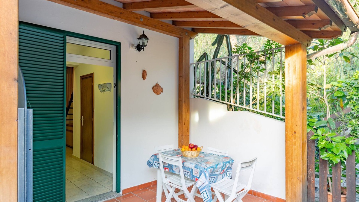 Fetovaia Apartment | Apartment Home "Simona Giardino" with Terrace and Wi-Fi