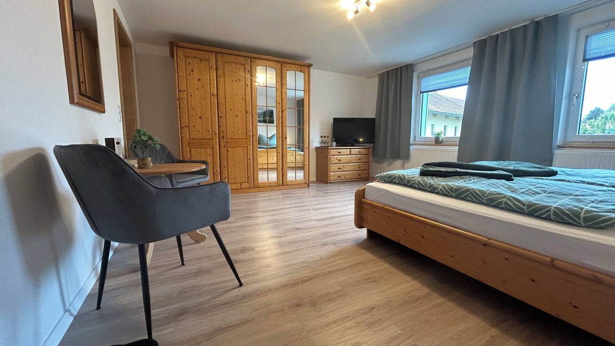 Salzweg Apartment | Apartment Hope and Happy Central-Quiet-Good connection