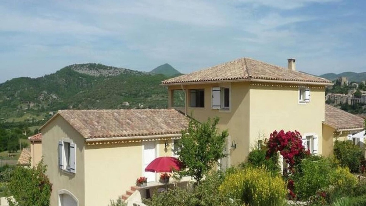Montbrun-les-Bains Apartment | Apartment in Montbrun near Mont Ventoux