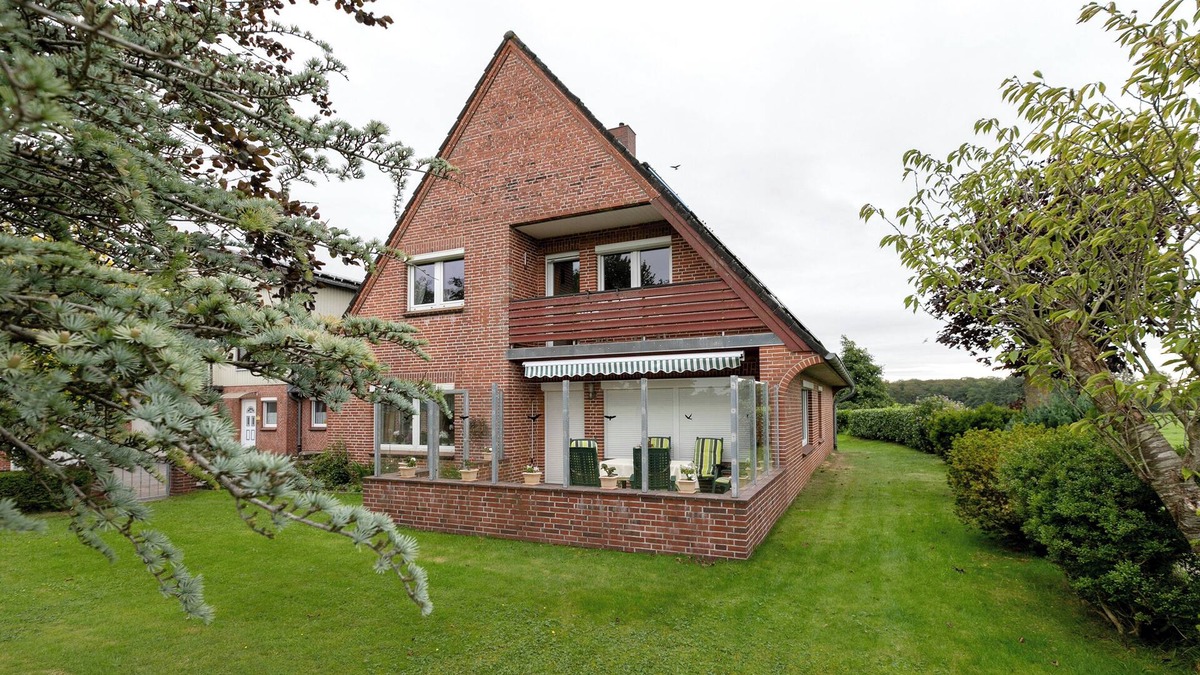 Winnert Apartment | Apartment 'I Raup' with Shared Garden, Balcony and Wi-Fi