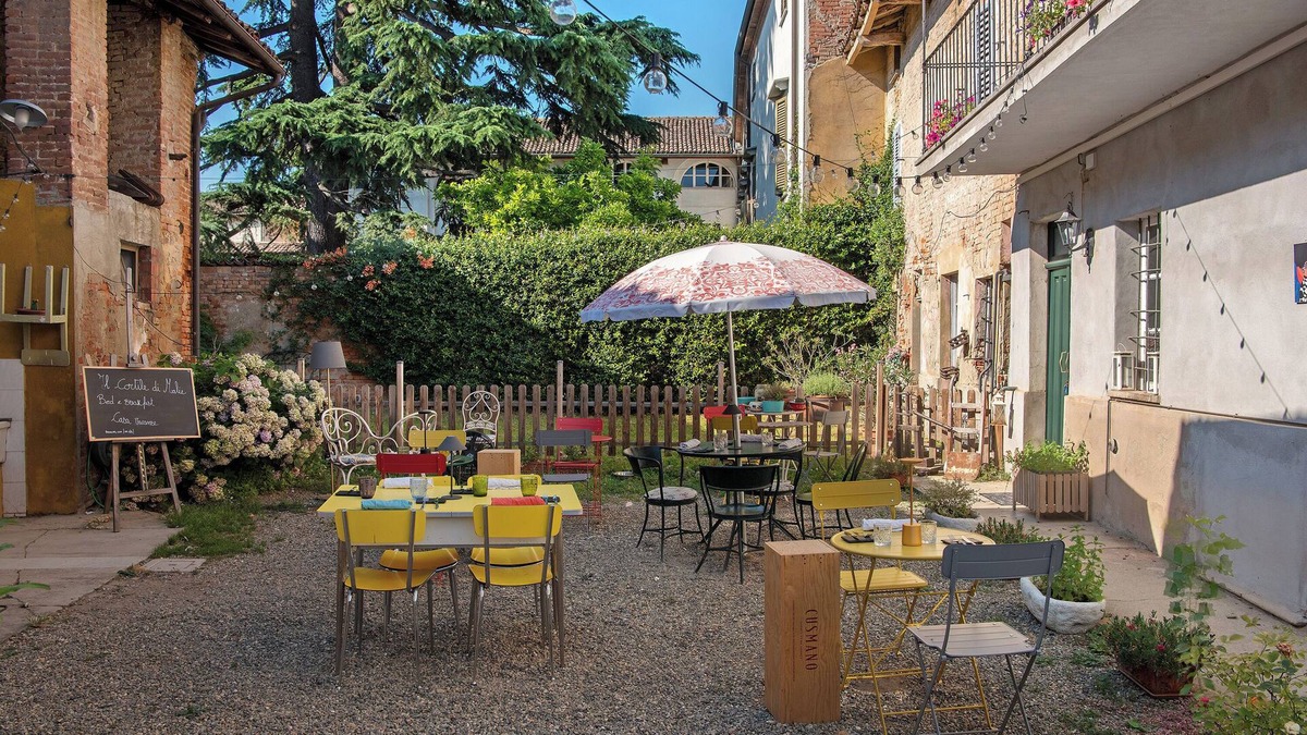 Sezzadio Apartment | Apartment 'Il Cortile Di Malie' with Shared Garden and Balcony