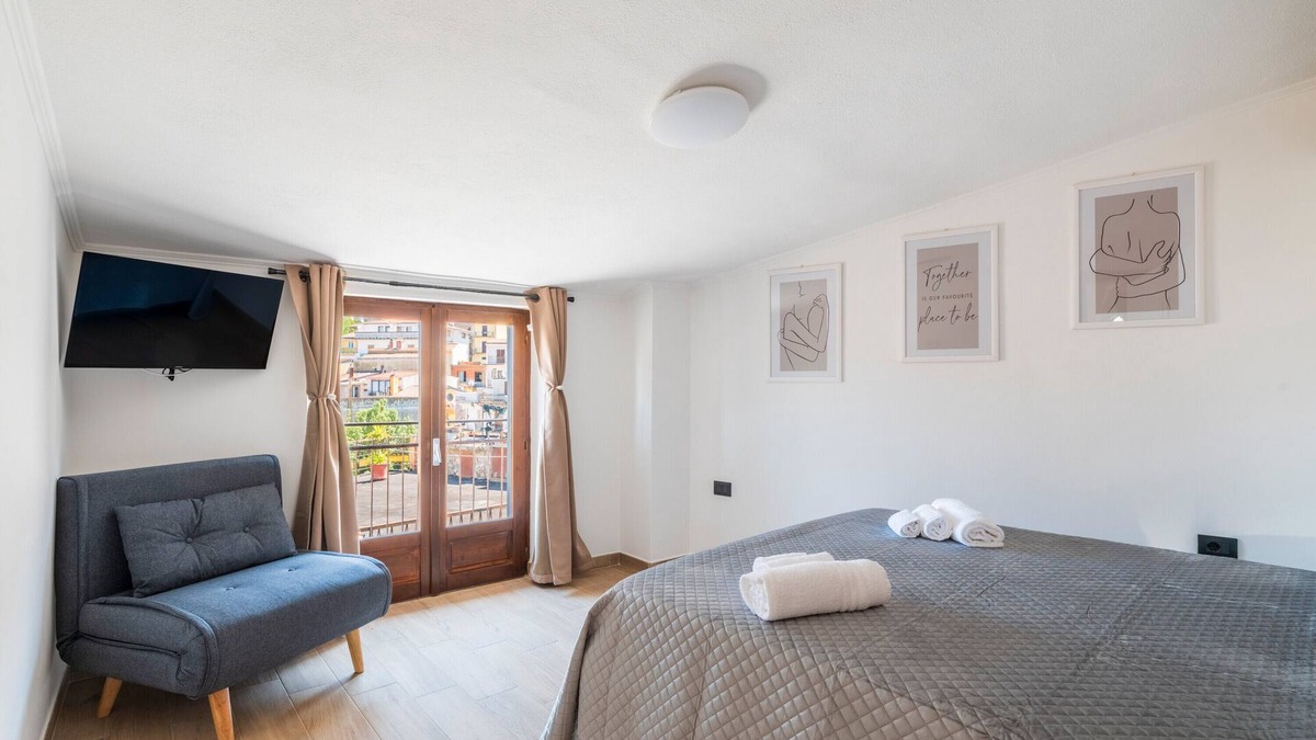 Ulassai Apartment | Apartment 'Il Filo Azzurro 3' with Sea View, Wi-Fi and Air Conditioning