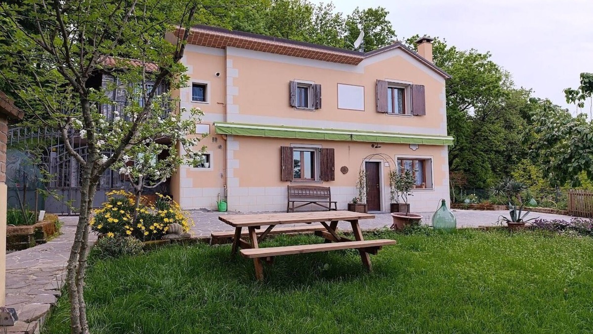 Montegiardino Apartment | Apartment Il Poggio, a small refuge in nature.