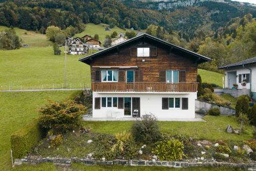 Amden Apartment | Apartment im Chalet Biodola