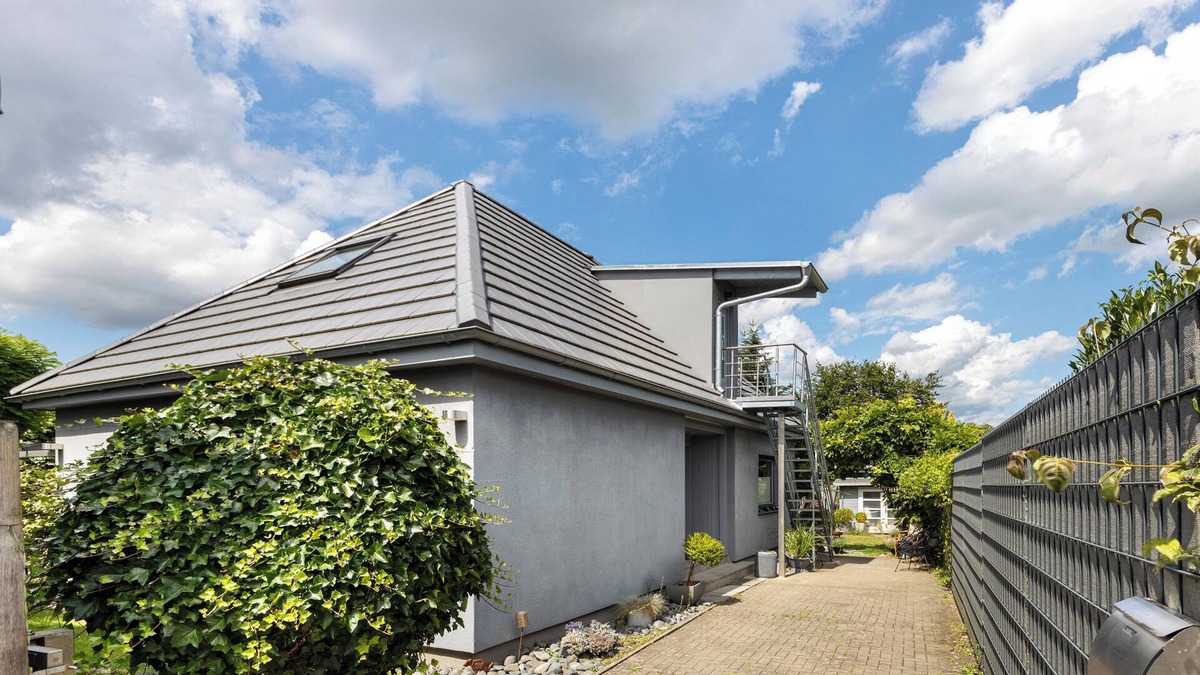 Henstedt-Ulzburg Apartment | Apartment 'Im Hamburger Speckgürtel' with a Terrace, Private Garden and Wi-Fi