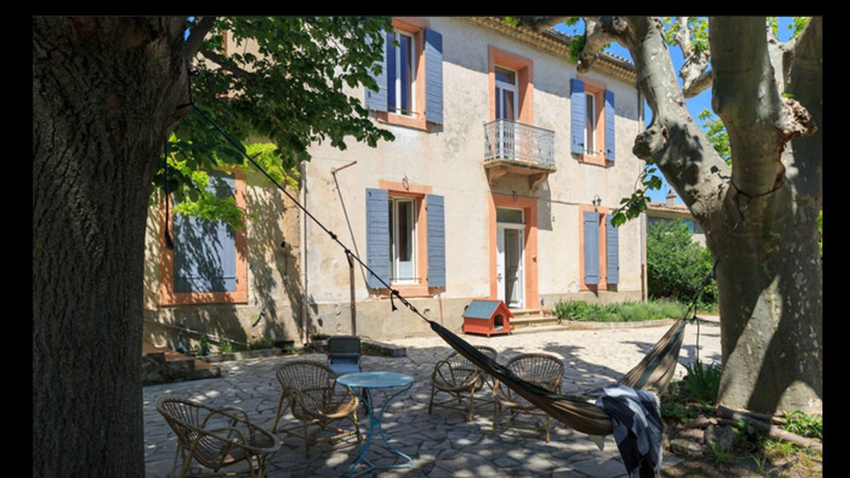 Pelissanne Other | Apartment in a Provençal Mas