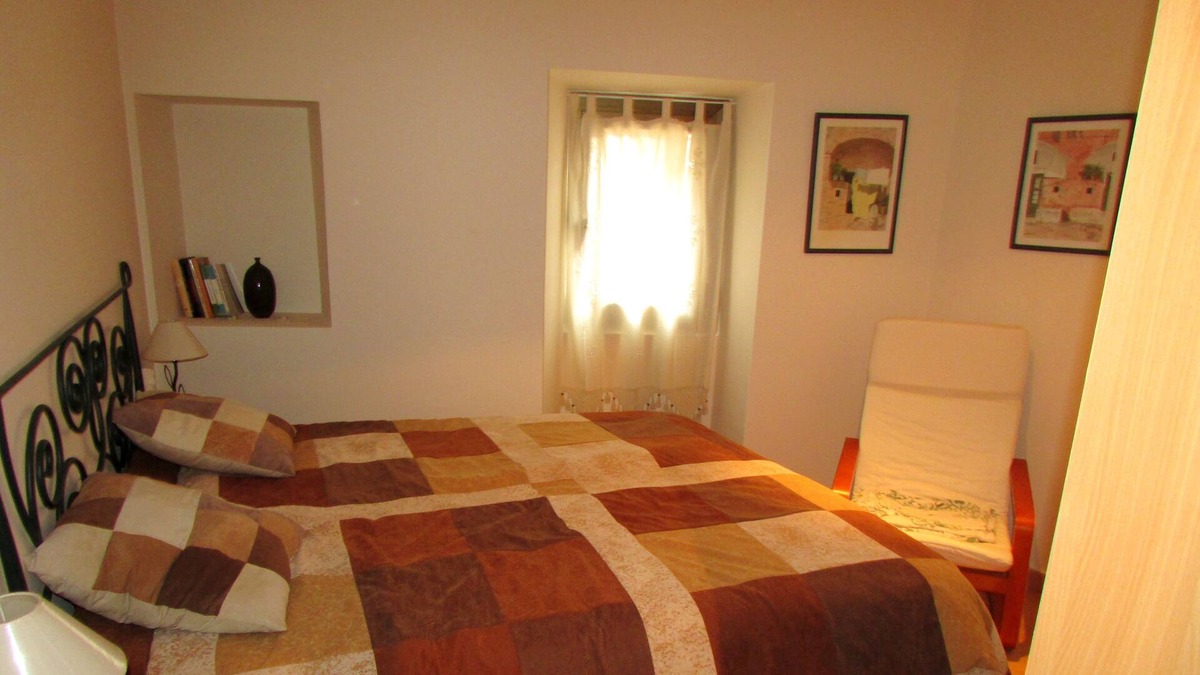 La Riba Apartment | Apartment in a village house, climbing area, natural pools, Cistercian Route